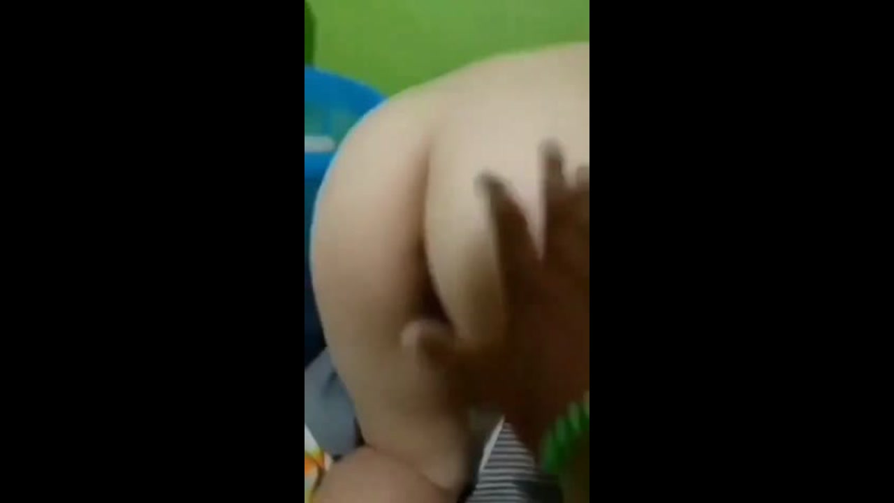 pulang sekolah saat rumah sepi