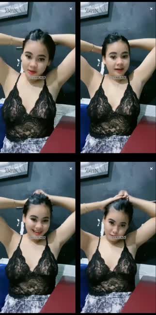 NOVIE DIBOLAK BALIK DEPAN BELAKANG SEDEPP SEMUA NIHH.. MINUMIN DULU BEB BIAR ANGETT