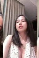 Notriissaaa Host Cakep Belahan Gak Pake BeHa Tiktok
