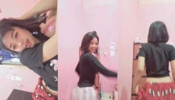 Tiktokers Ririn Eksklusif Goyang Hot Geal Geol Pantat